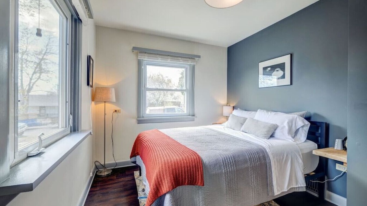 Photo of Bedroom in Edgewater