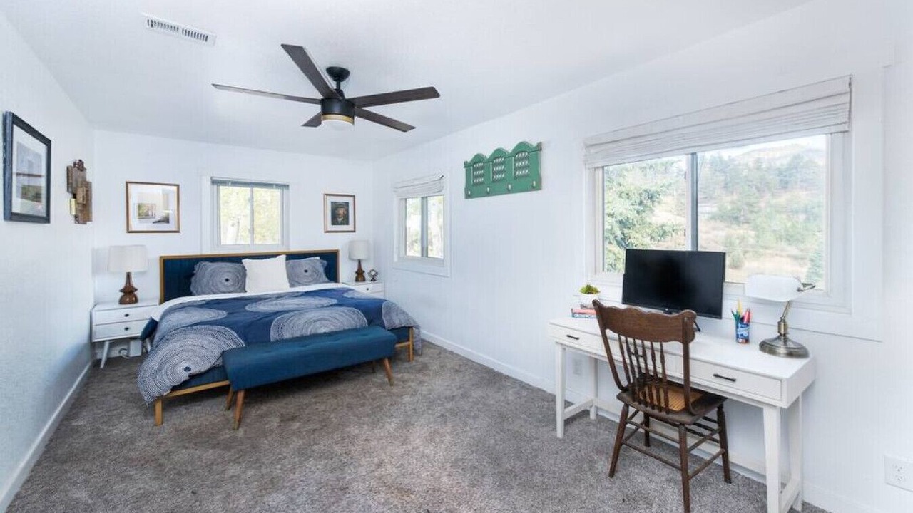 Photo of Bedroom in Idledale