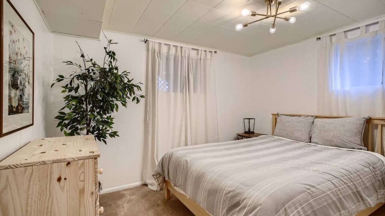 Photo of Bedroom in Edgewater