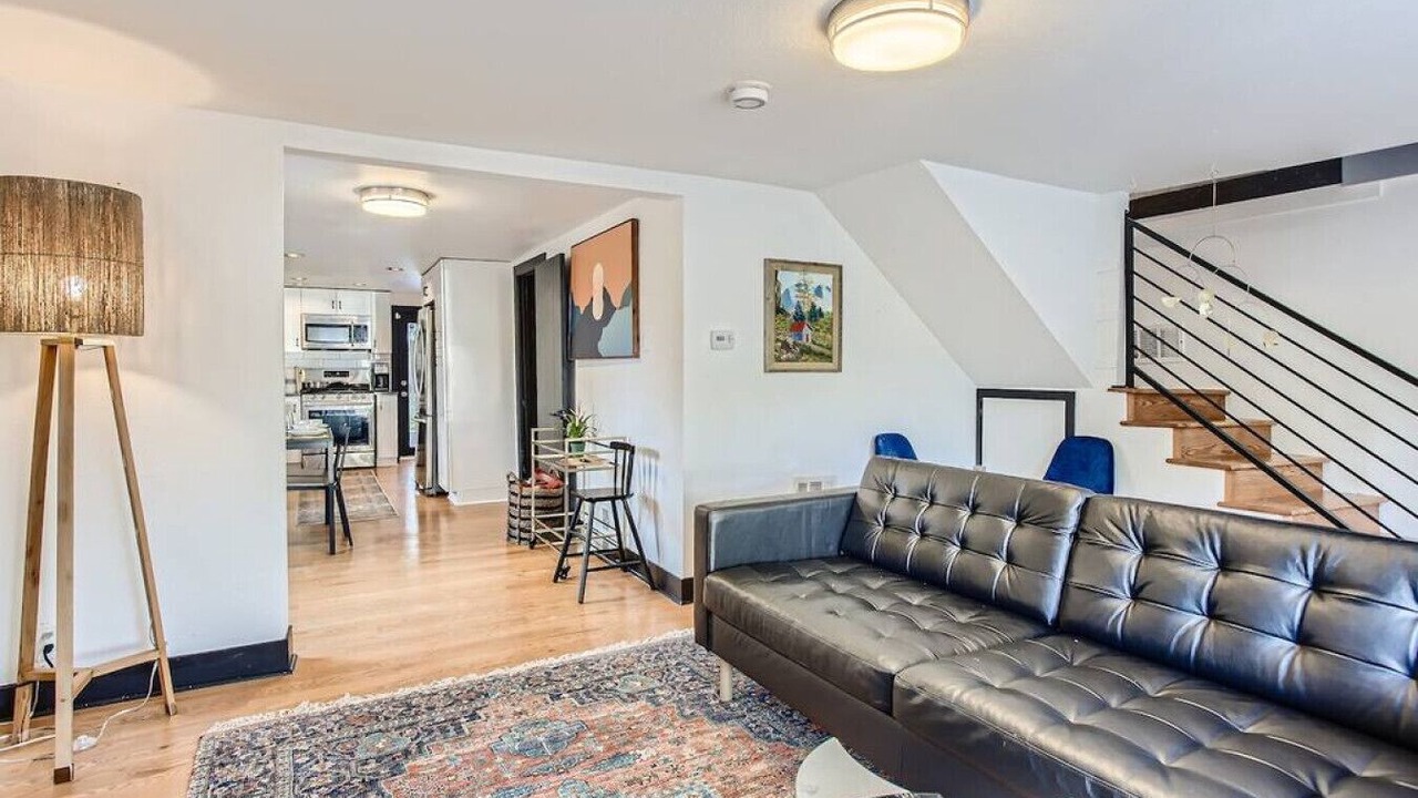 Photo of Livingroom in Edgewater