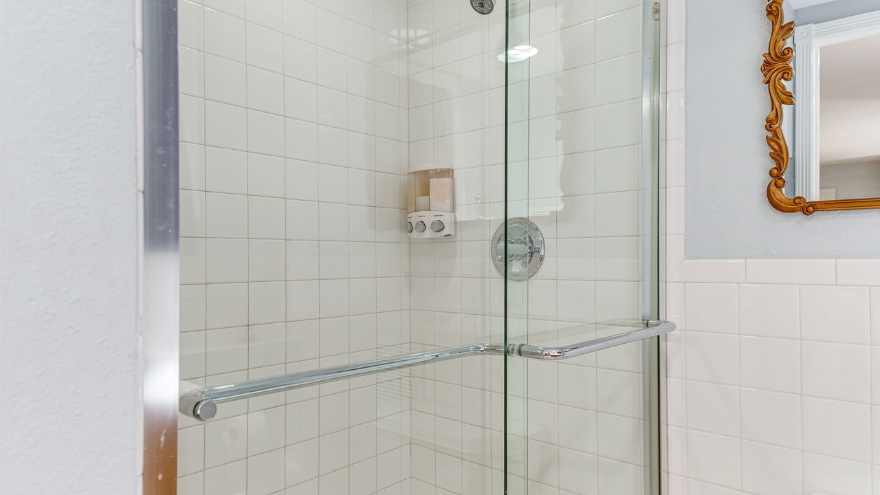 Photo of Bathroom in Uptown