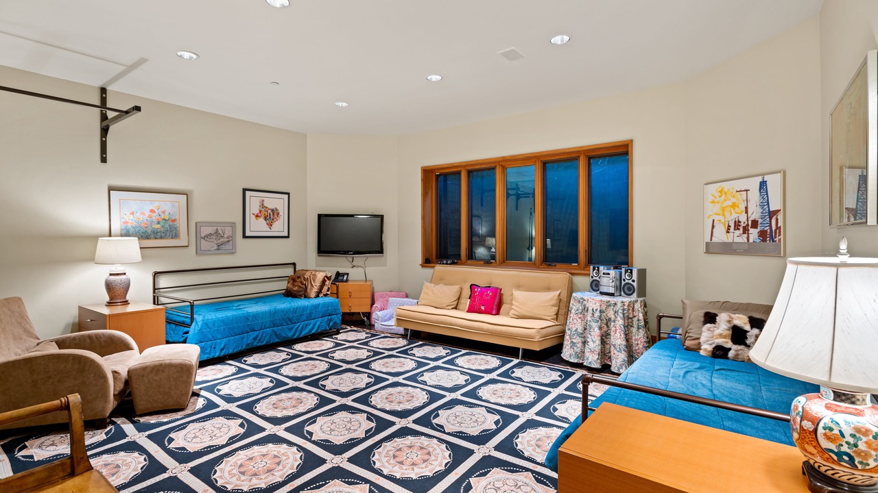 Photo of Livingroom in Aspen