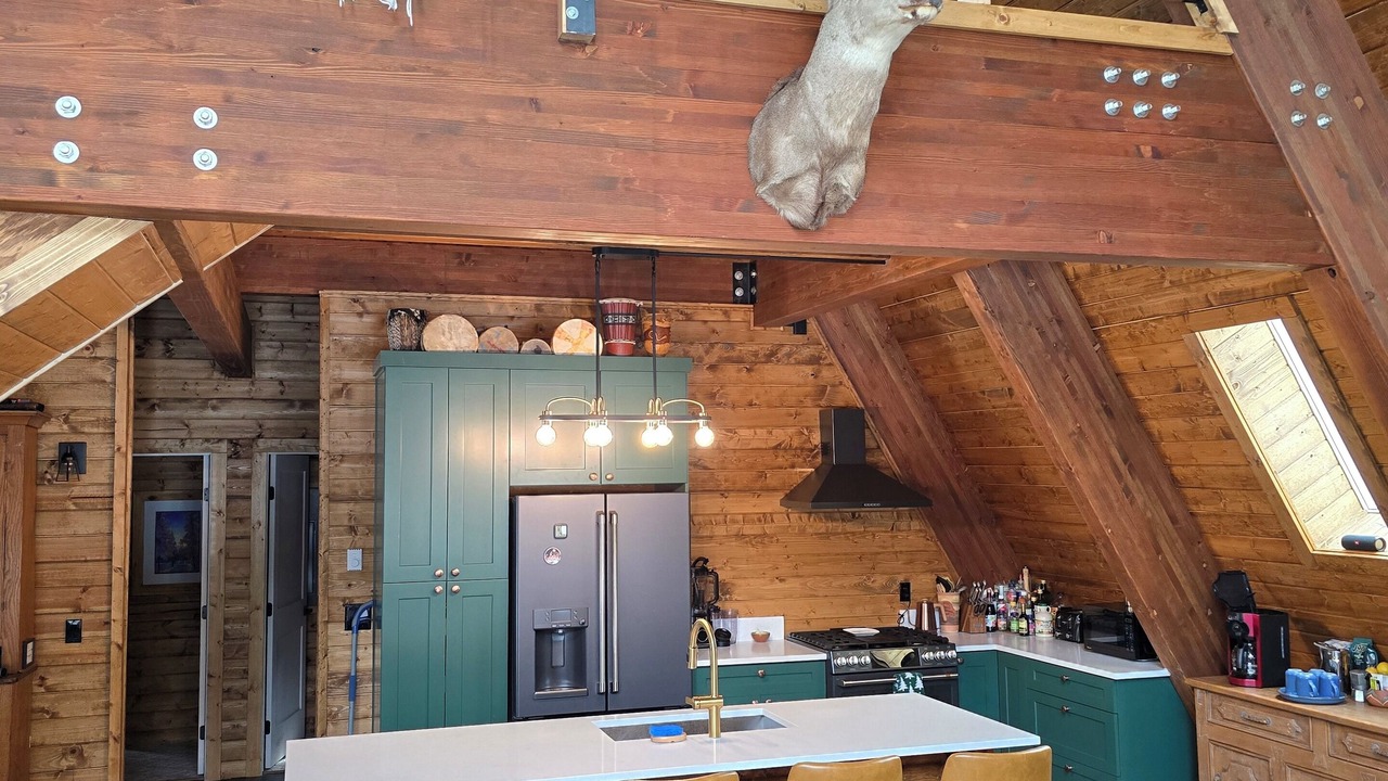 Photo of Kitchen in Twin Lakes