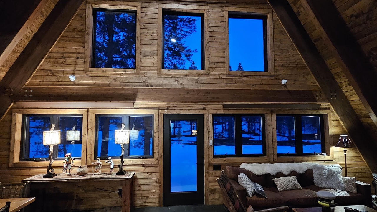 Photo of Livingroom in Twin Lakes