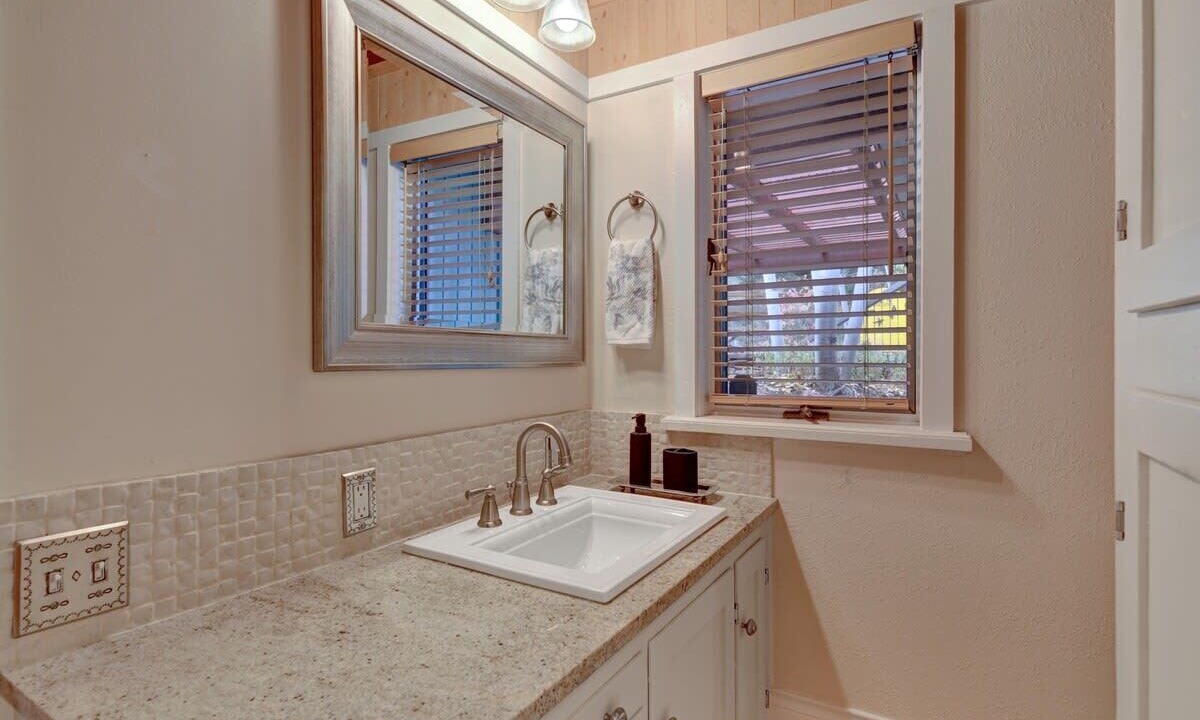 Photo of Bathroom in Cascade-Chipita Park