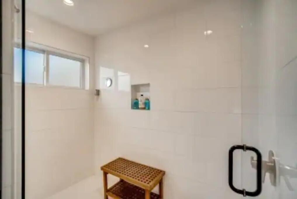 Photo of Bathroom in Sunnyside