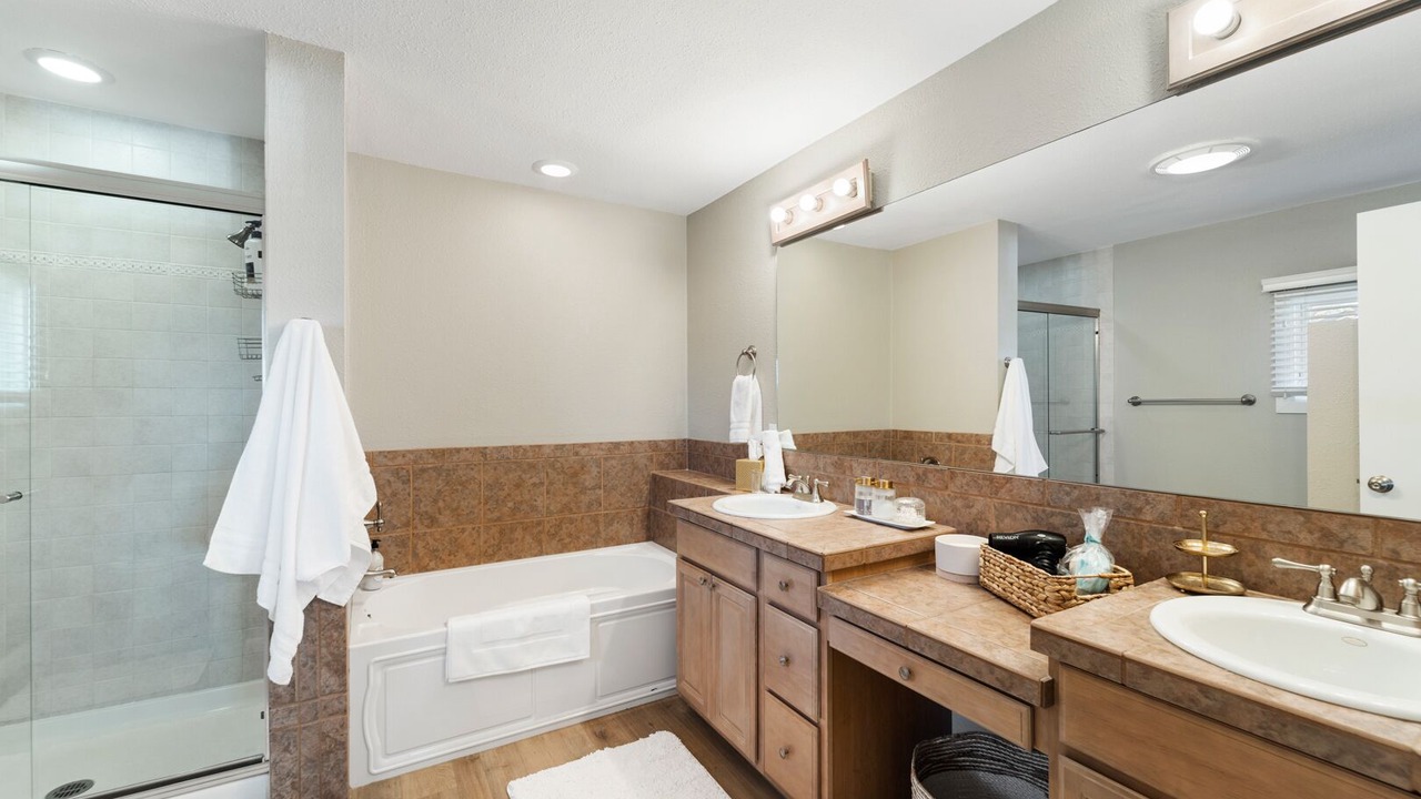 Photo of Bathroom in Skyway