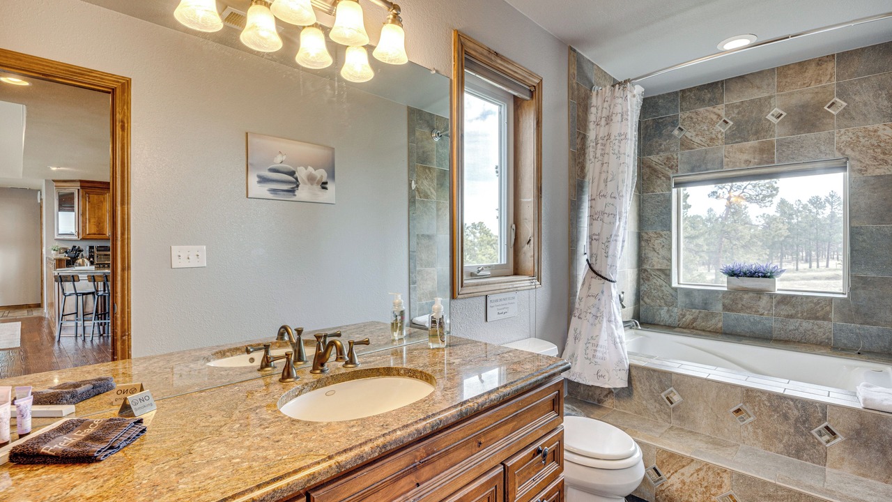 Photo of Bathroom in Kiowa