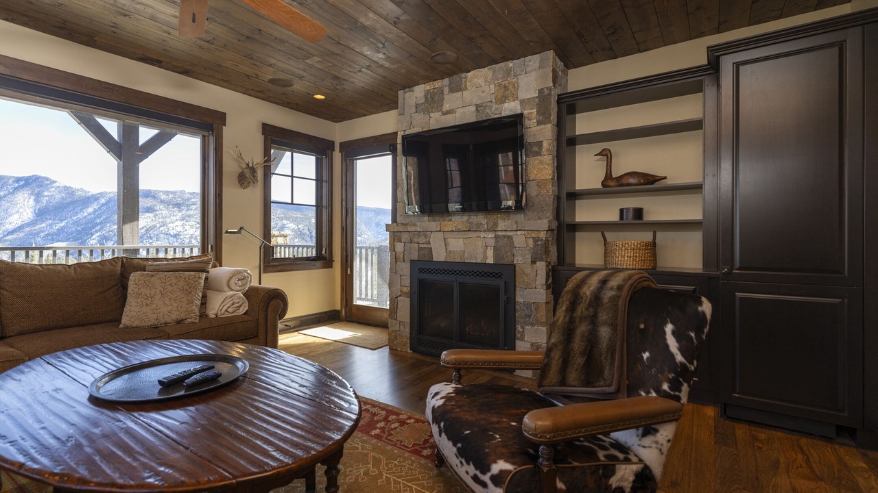 Photo of Livingroom in Purgatory