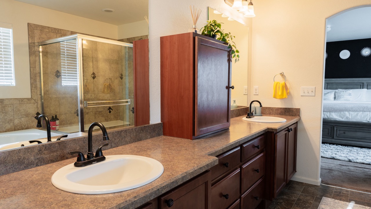 Photo of Bathroom in Green Valley Ranch