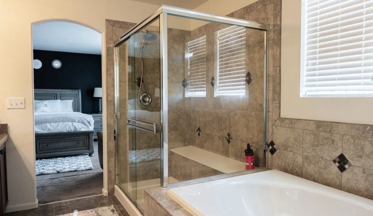 Photo of Bathroom in Green Valley Ranch