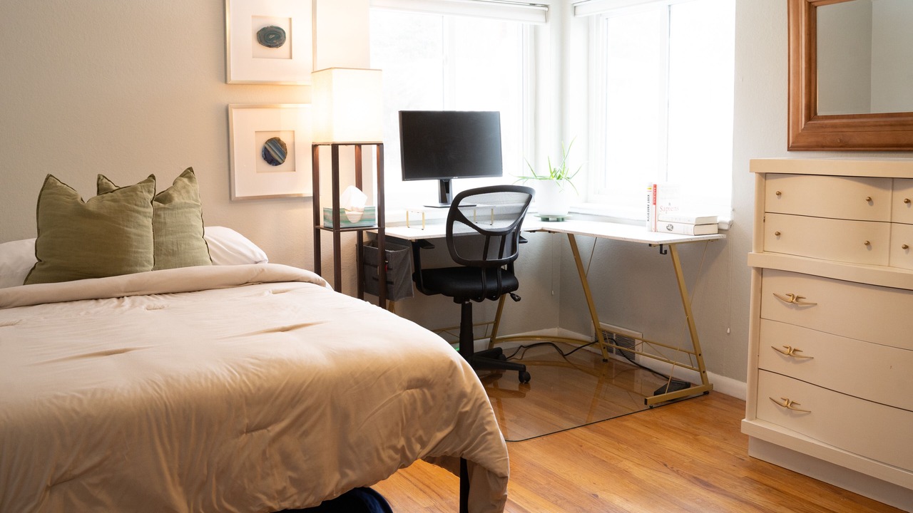 Photo of Bedroom in Golden