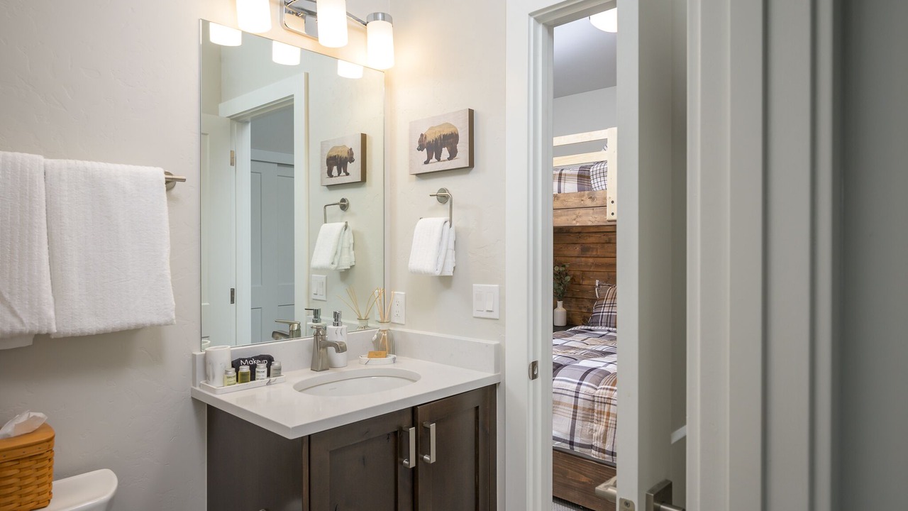 Photo of Bathroom in Rendezvous
