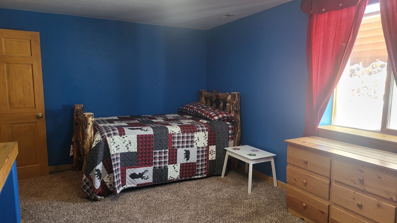 Photo of Bedroom in Divide