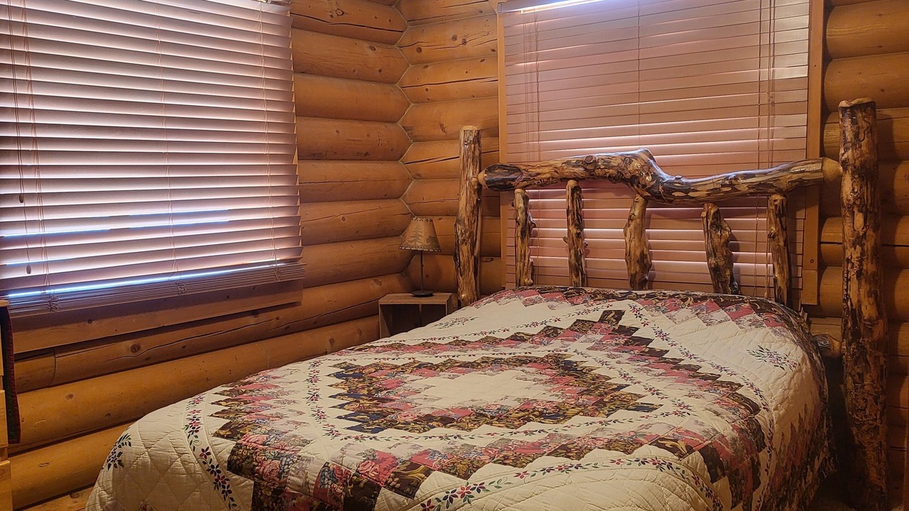 Photo of Bedroom in Divide