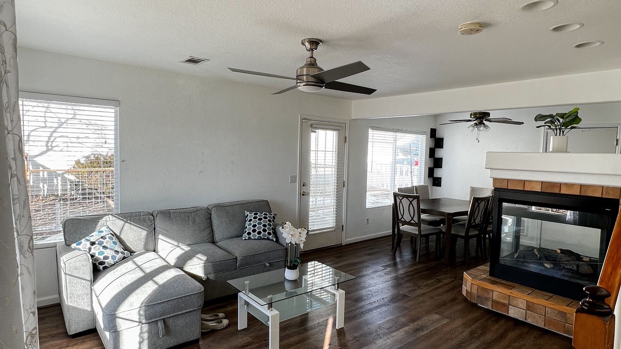 Photo of Livingroom in Green Valley Ranch