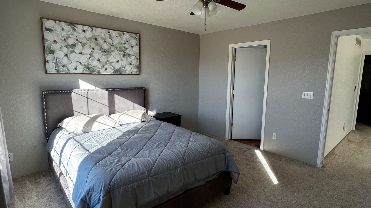 Photo of Bedroom in Green Valley Ranch