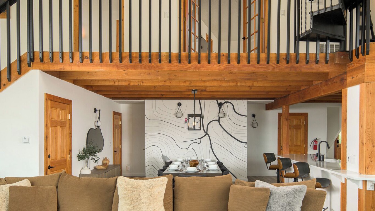 Photo of Livingroom in Idaho Springs