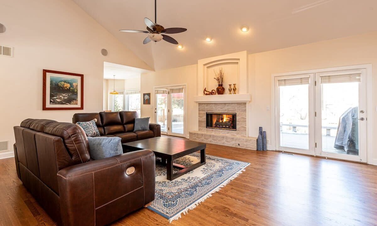 Photo of Livingroom in Arapahoe Ridge