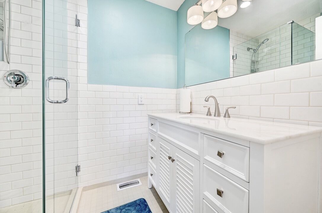 Photo of Bathroom in Aurora