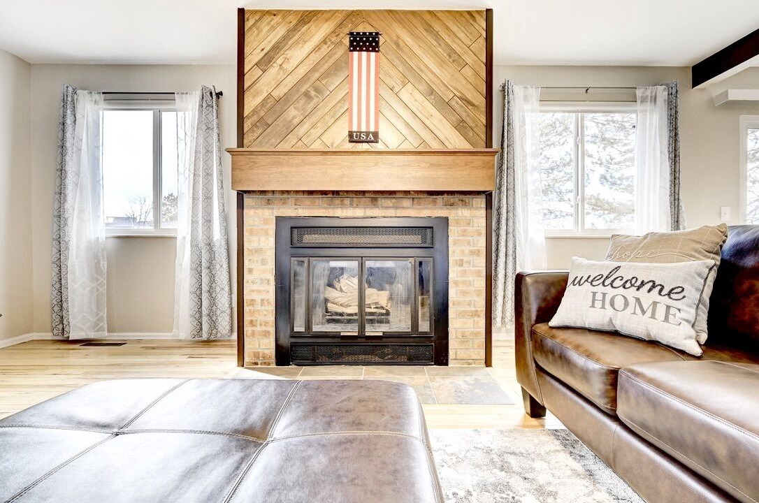 Photo of Livingroom in Aurora