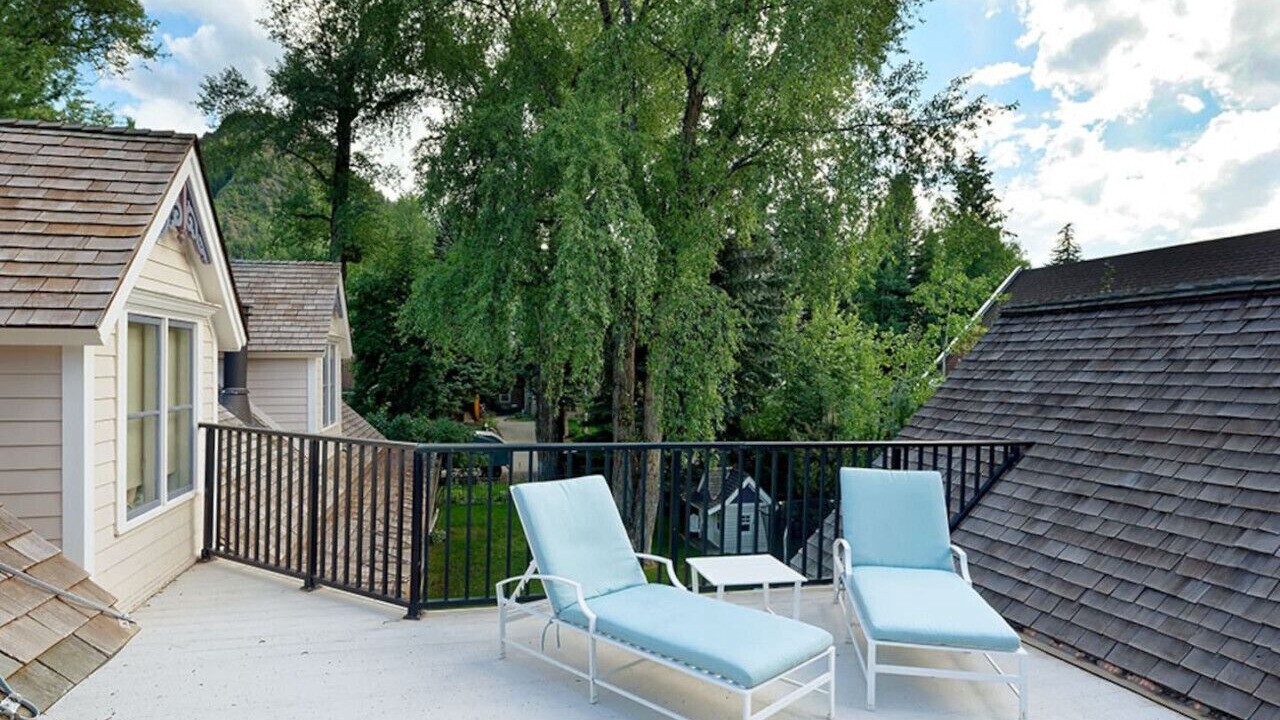 Photo of Patio Balcony in West End
