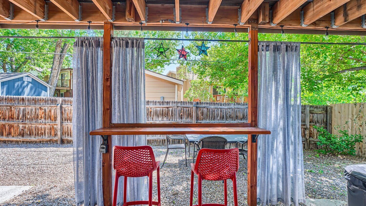 Photo of Patio Balcony in Scenic Heights