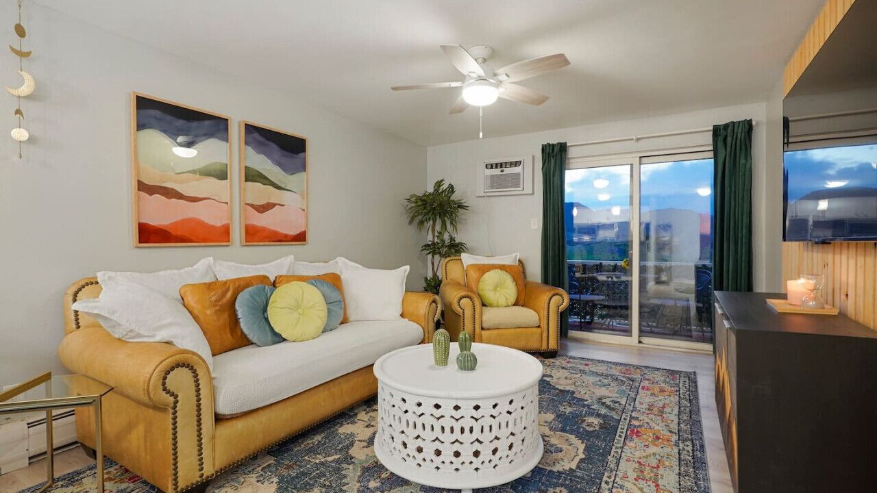 Photo of Livingroom in Golden