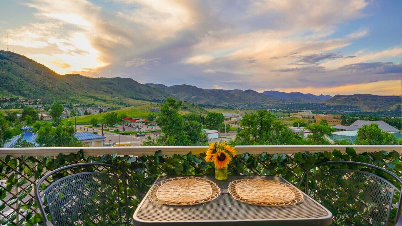 Photo of Outdoor in Golden
