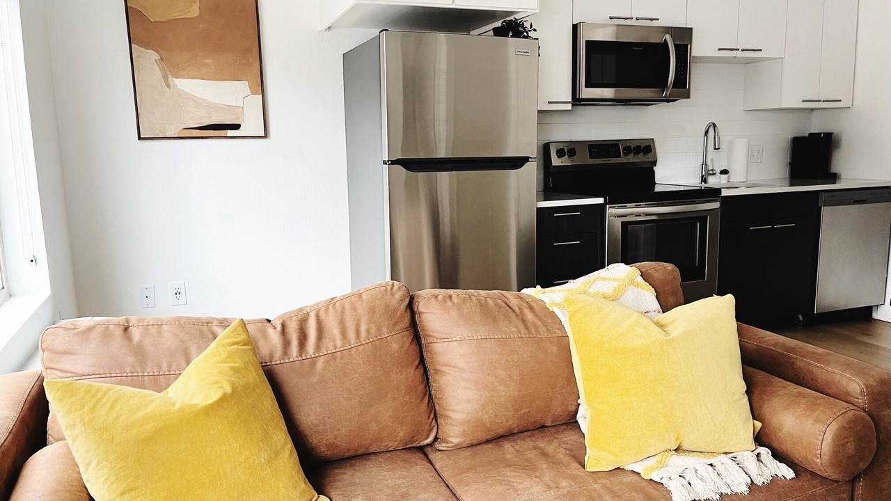 Photo of Livingroom in West Colfax