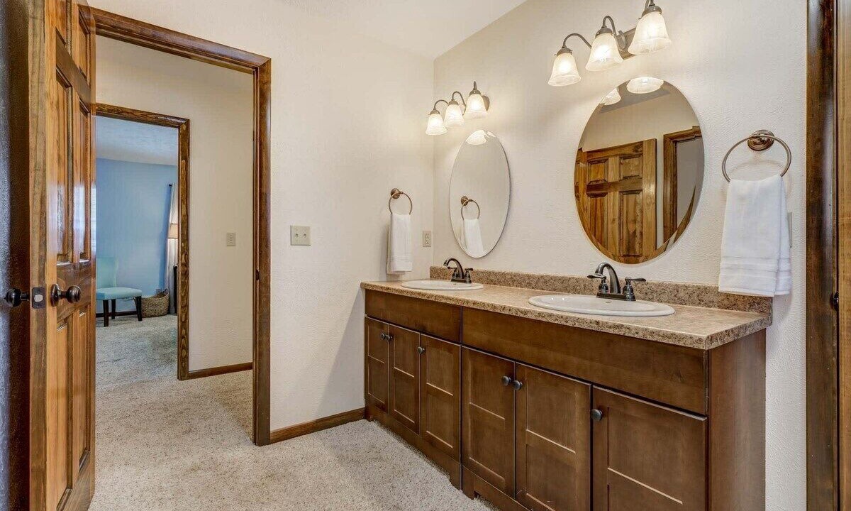 Photo of Bathroom in Woodland Park