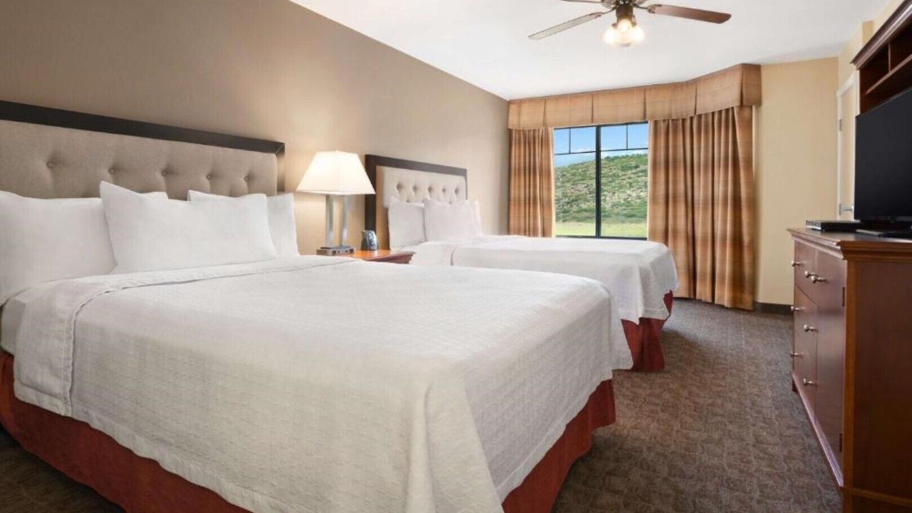 Photo of Bedroom in Ken Caryl