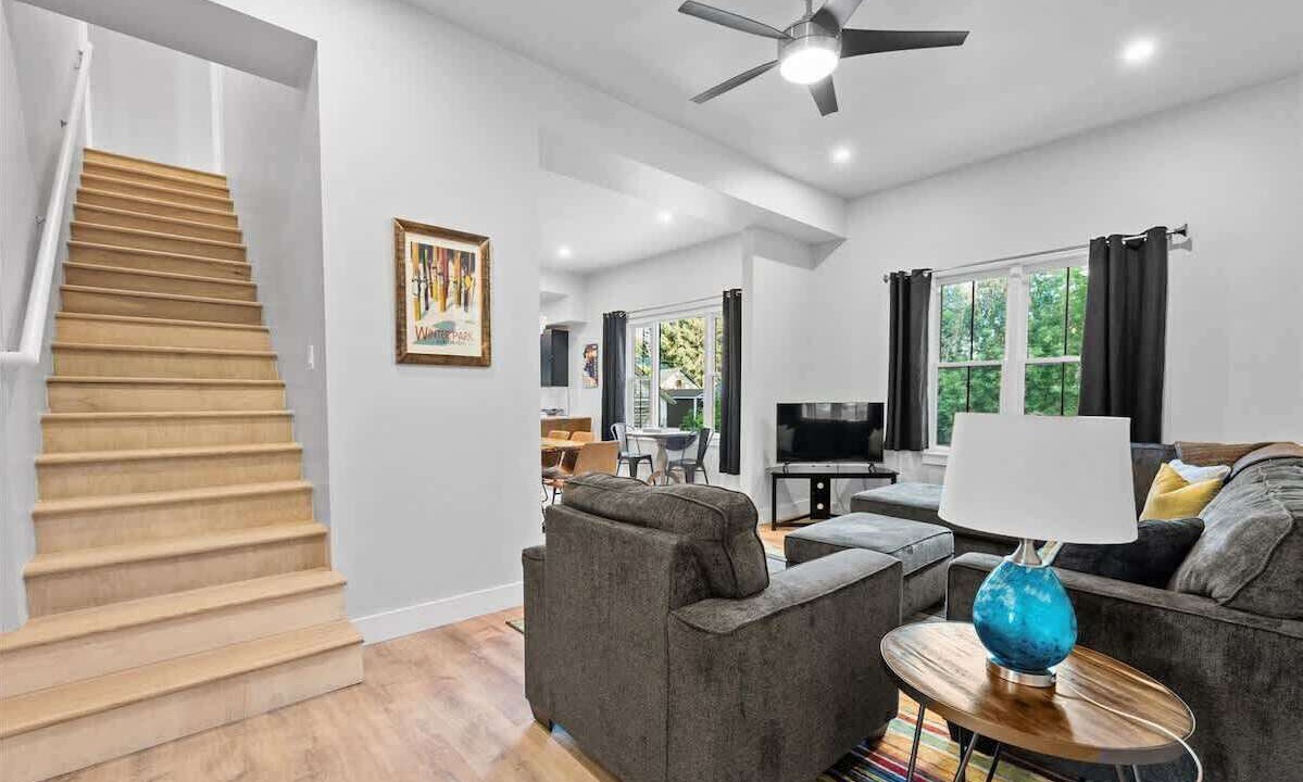 Photo of Livingroom in Eagle