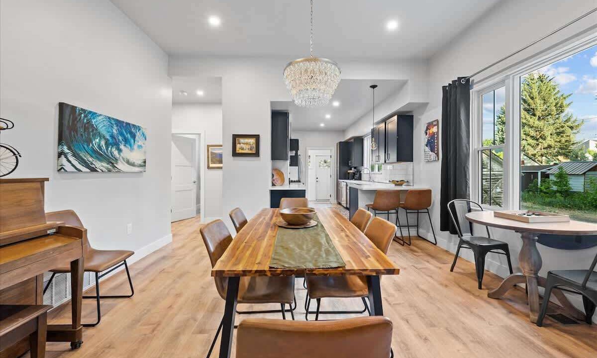 Photo of Livingroom in Eagle