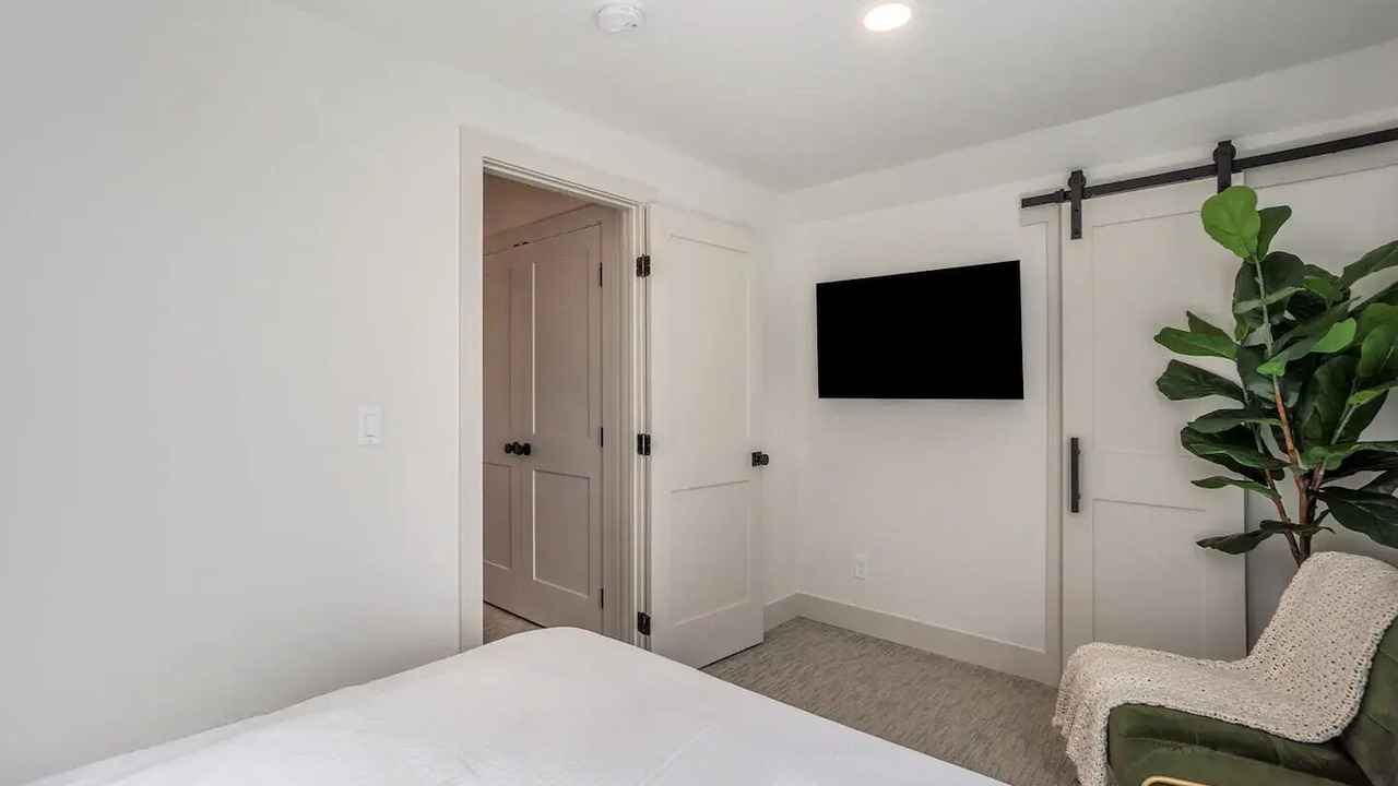 Photo of Bedroom in University Park