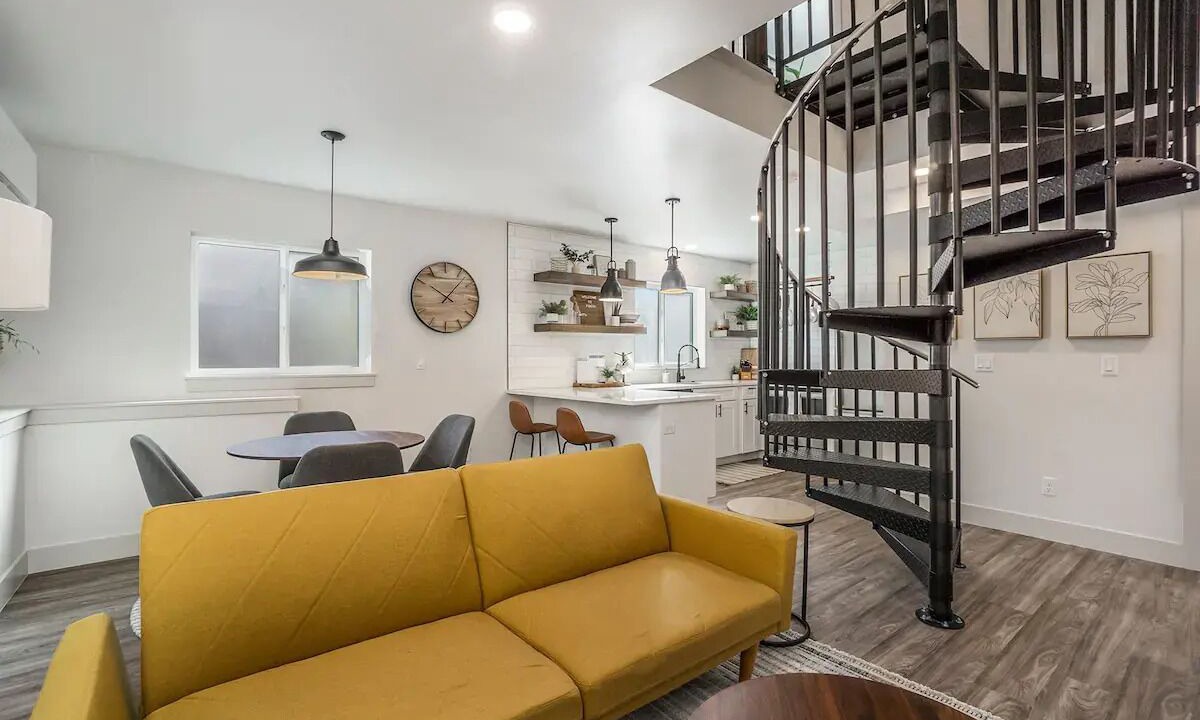 Photo of Livingroom in University Park