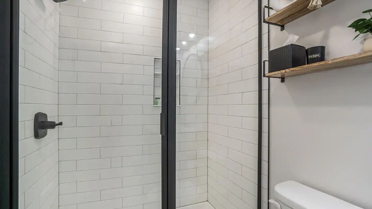 Photo of Bathroom in University Park