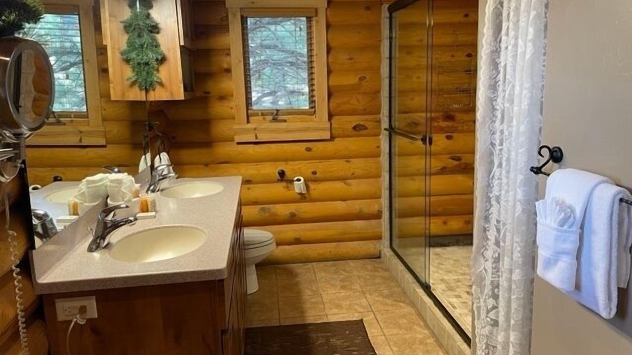 Photo of Bathroom in Carriage Hills