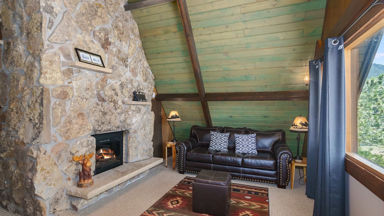 Photo of Livingroom in Carriage Hills