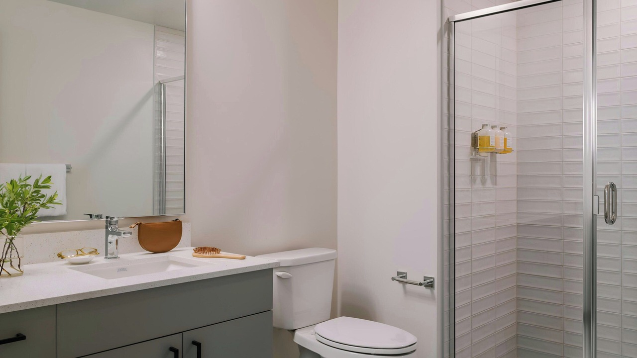 Photo of Bathroom in Jefferson Park