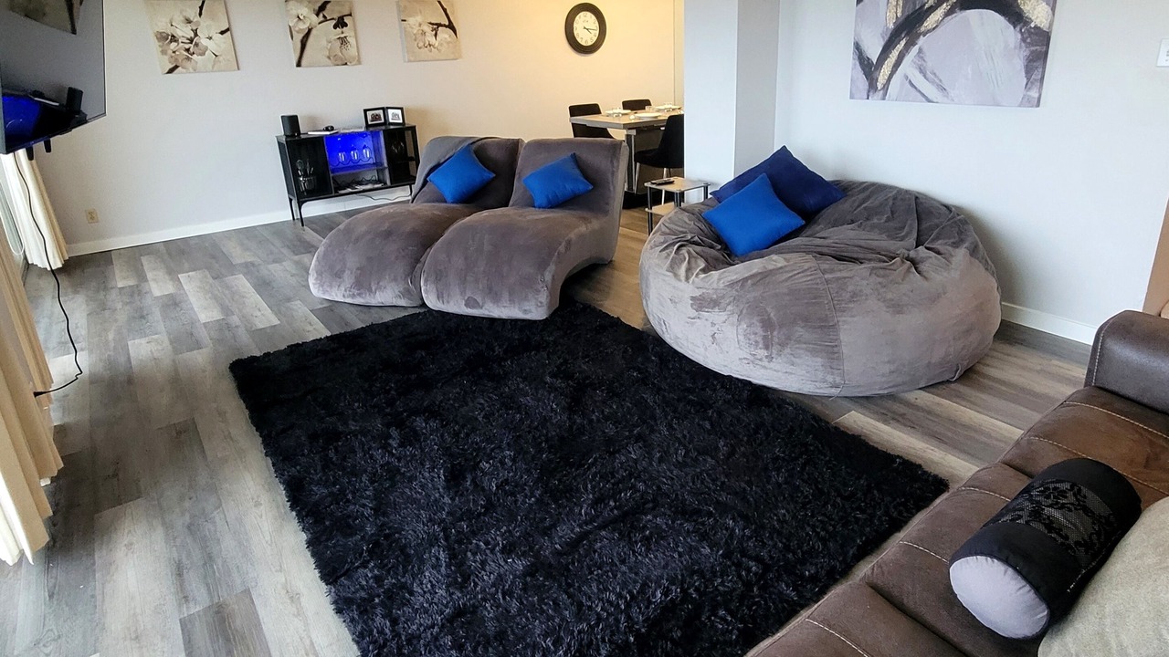 Photo of Livingroom in Southeast Colorado Springs