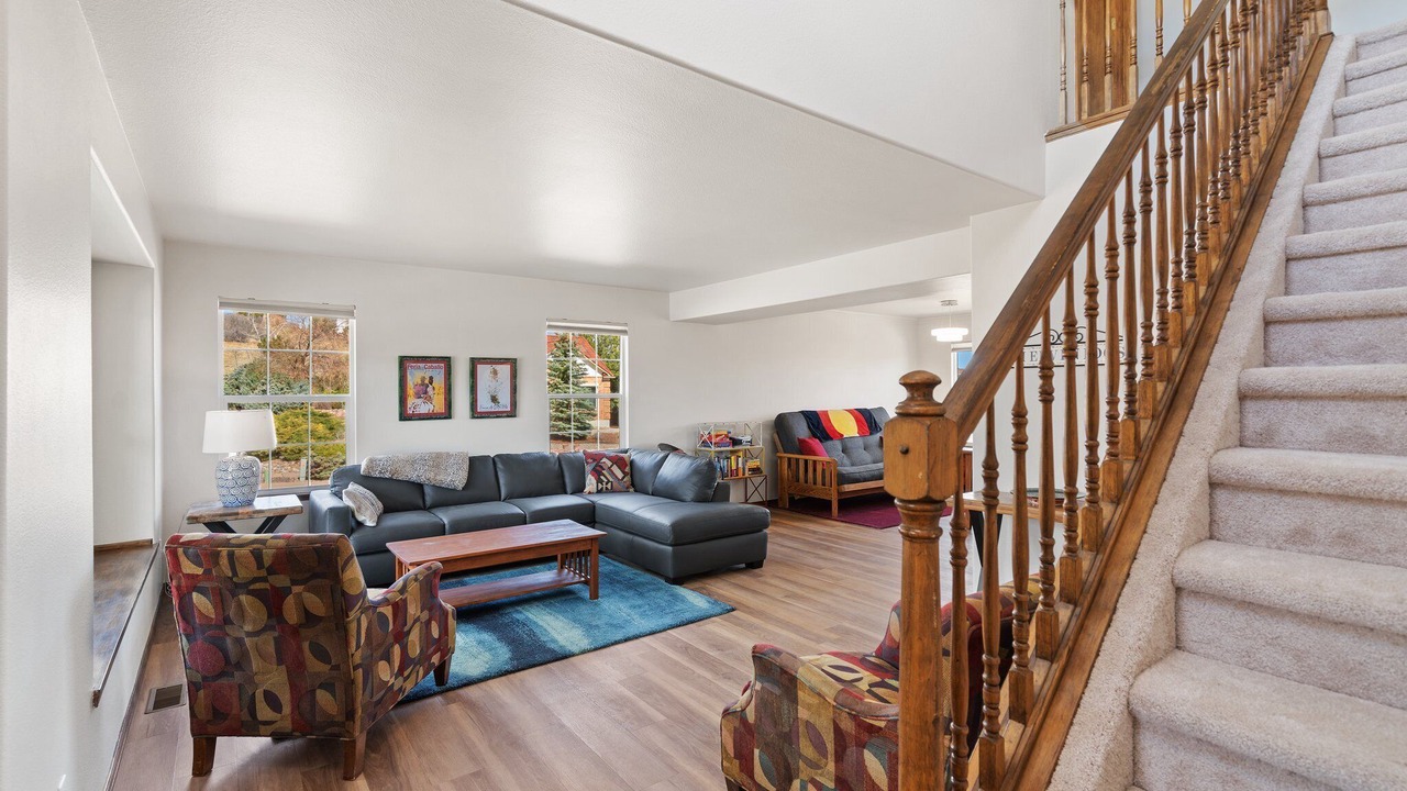 Photo of Livingroom in Southwest Colorado Springs