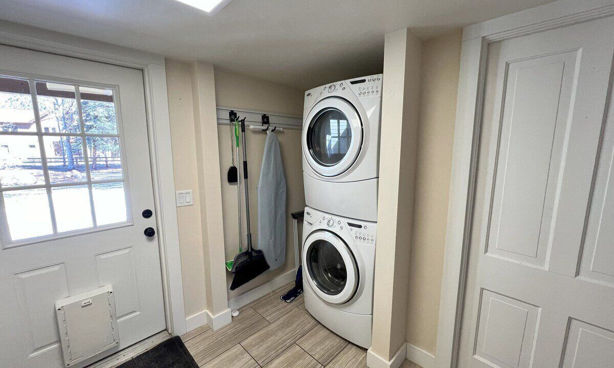 Photo of Bedroom in Hermosa