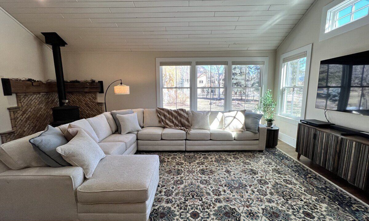 Photo of Livingroom in Hermosa