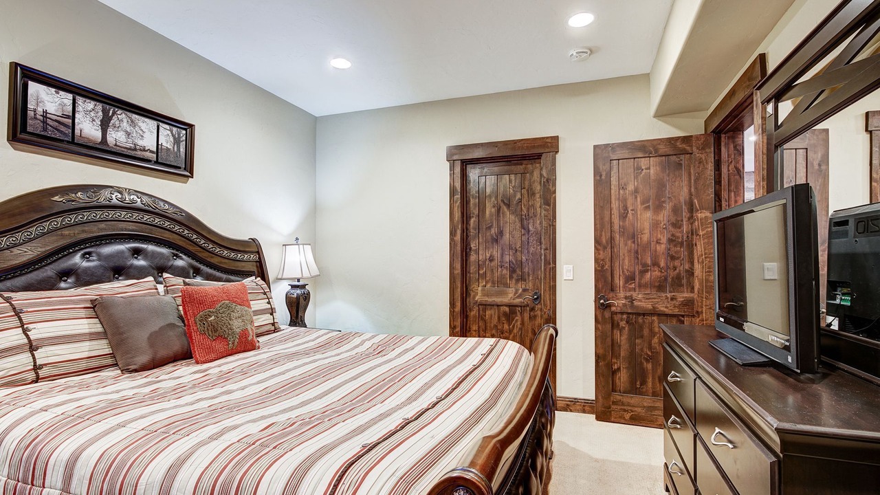 Photo of Bedroom in Blue River