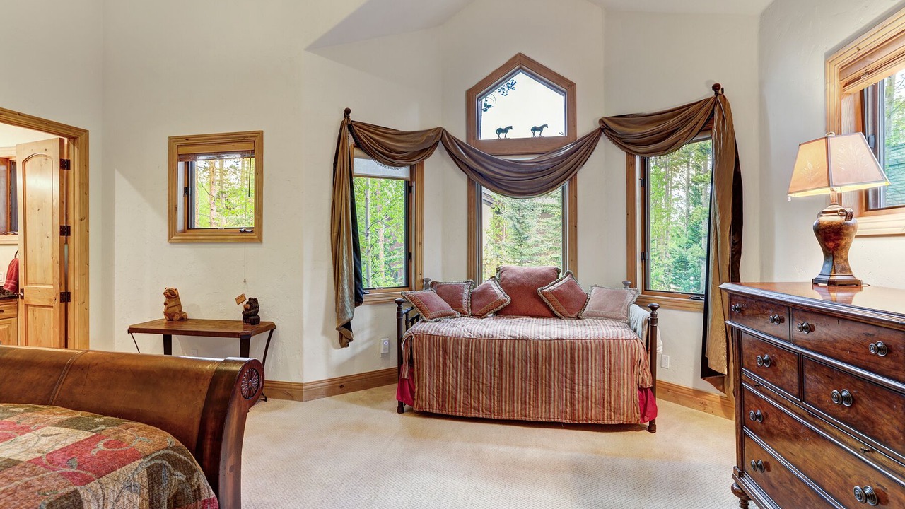 Photo of Bedroom in Christie Heights