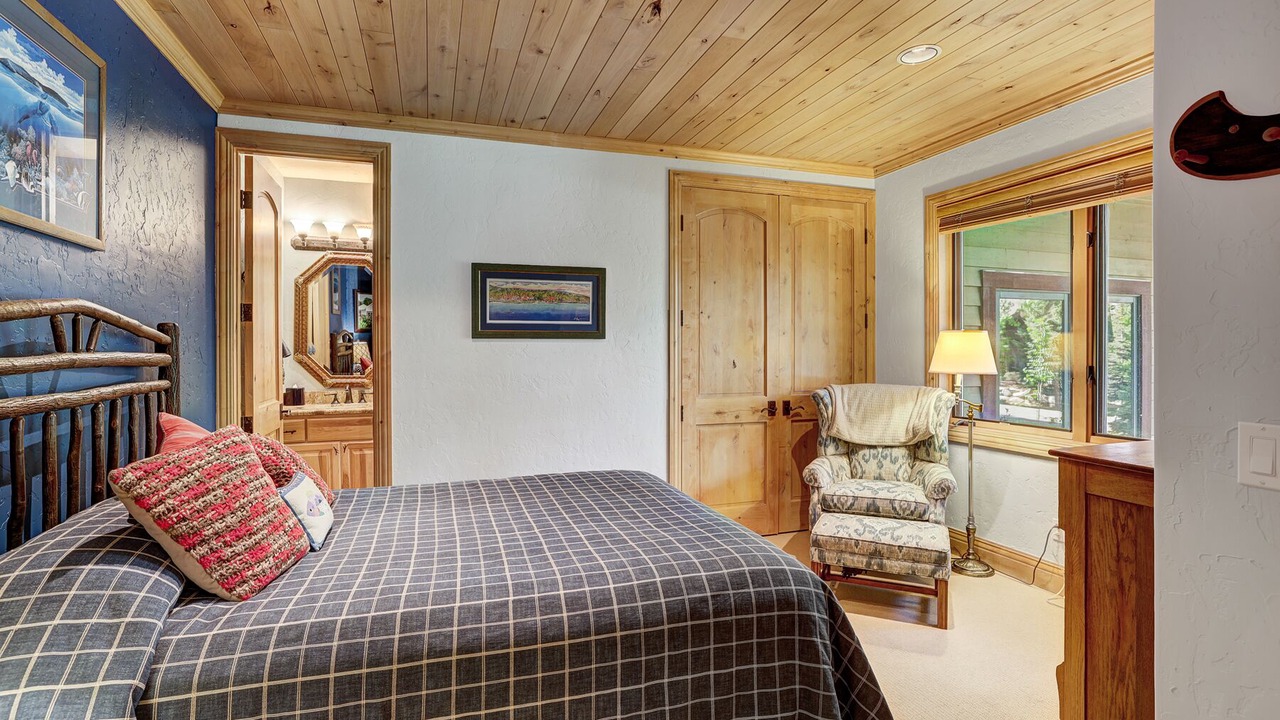 Photo of Bedroom in Christie Heights