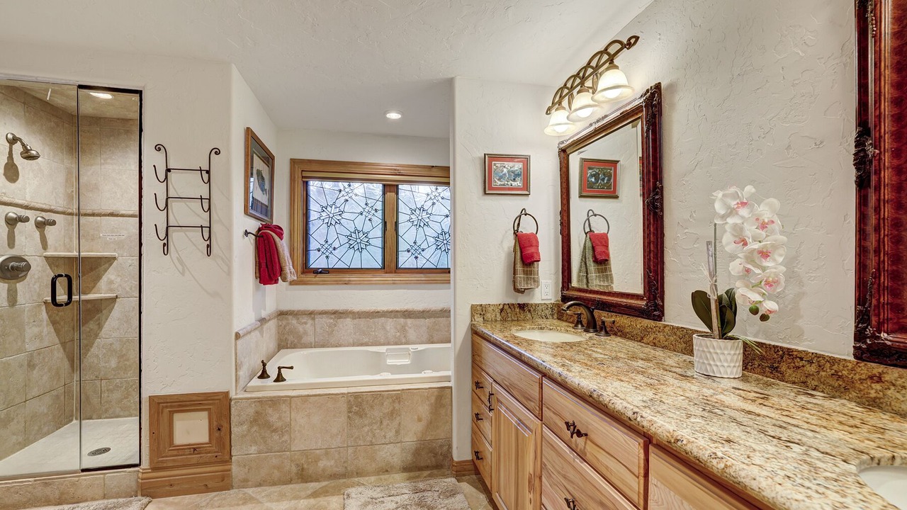 Photo of Bathroom in Christie Heights