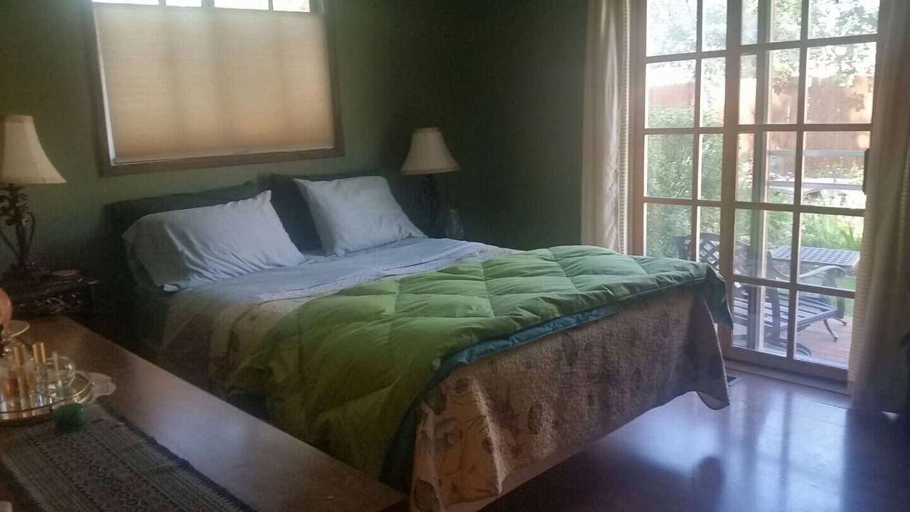 Photo of Bedroom in Carbondale