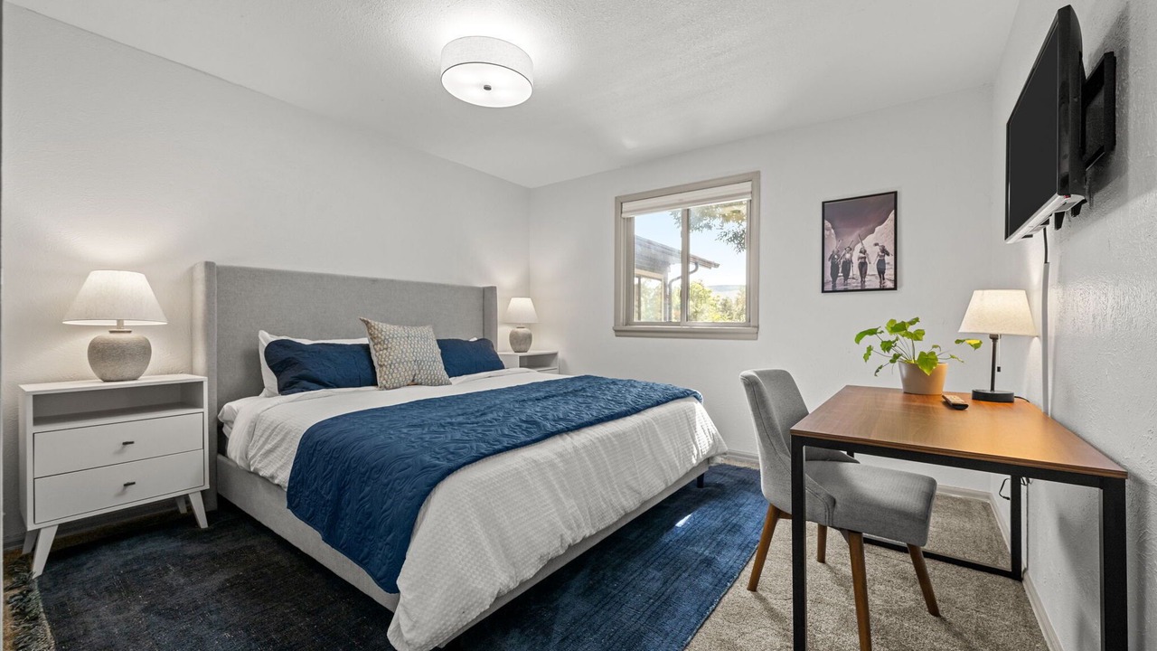 Photo of Bedroom in Golden